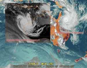 Cyclone Yasi (2011) vs Cyclone Olivia (1996) Cyclone Yasi (2011) vs Cyclone Olivia (1996)
